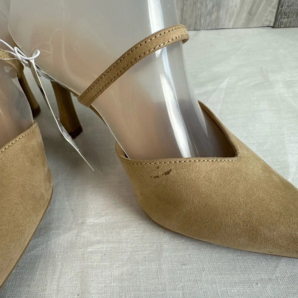 Flawed Chic Tan Women's Heels - Picture 2 of 6